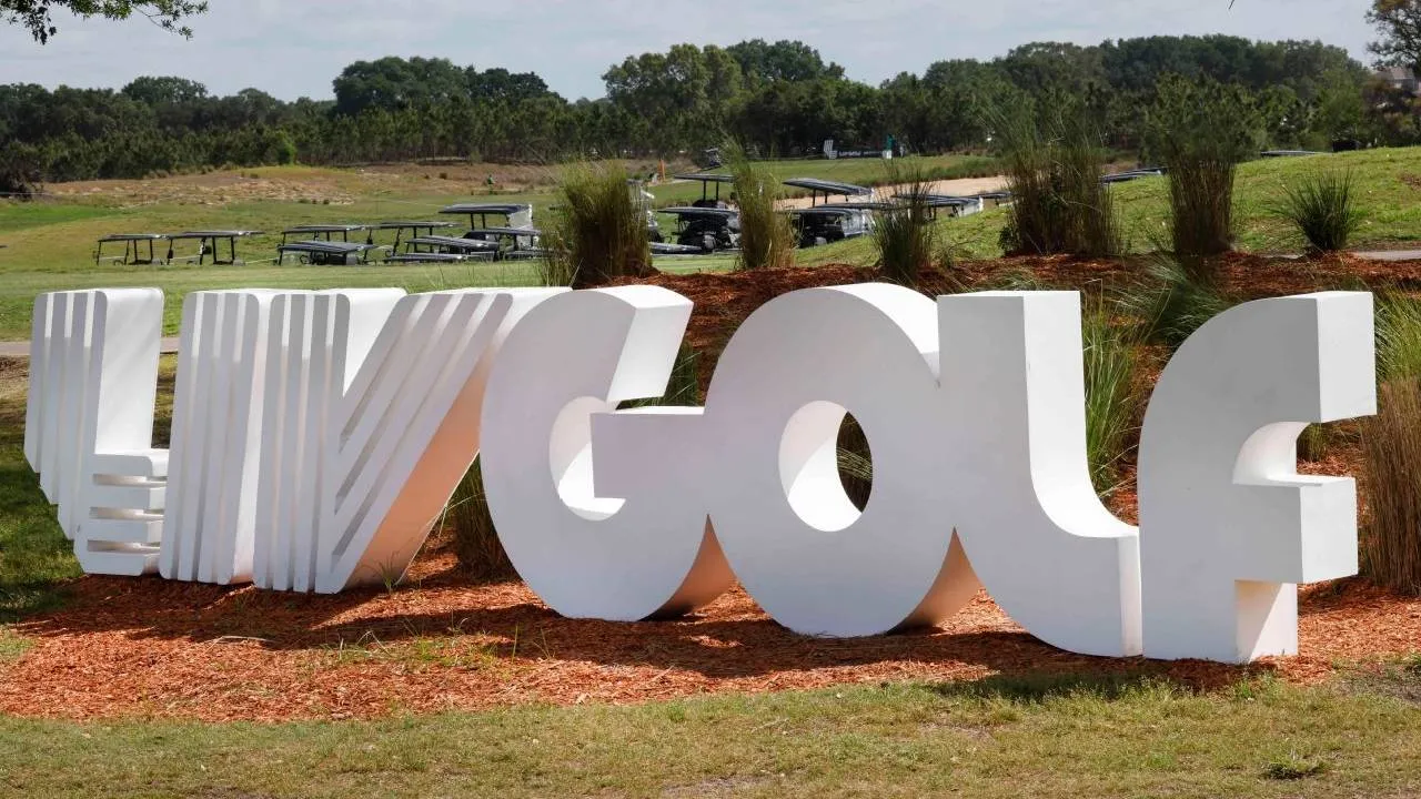 LIV Golf tetap optimistis dapat memperoleh pendanaan baru dan berharap sebagian besar karyawan yang diberhentikan bisa kembali jika LIV 2.0 terealisasi. (Foto: Golf Digest)