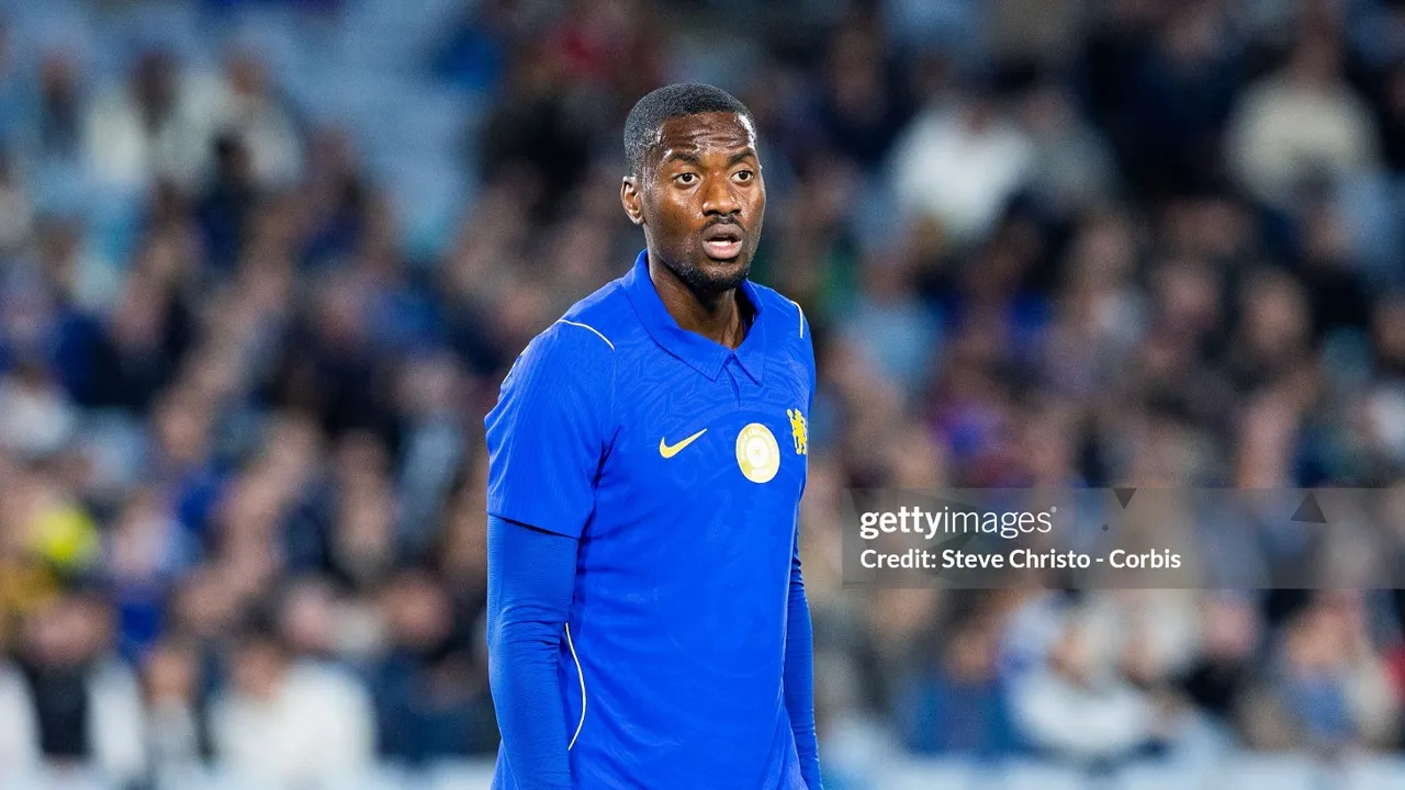Manchester United Dapat Tawaran Mengejutkan Tampung Tosin Adarabioyo