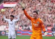 Michael Zetterer Segera Putuskan Masa Depannya di Leeds United
