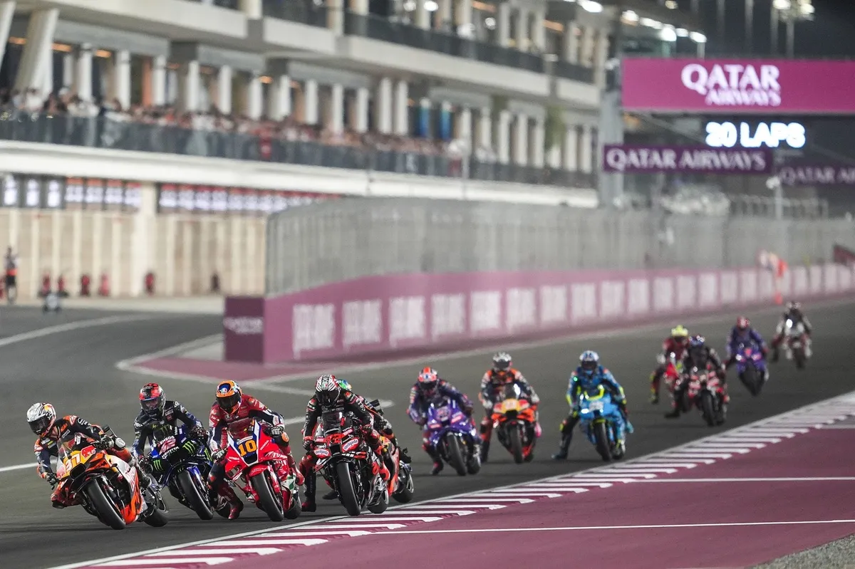 MotoGP Upayakan Qatar GP Tetap Ada di Kalender 2026 - sumber: (motorsport)