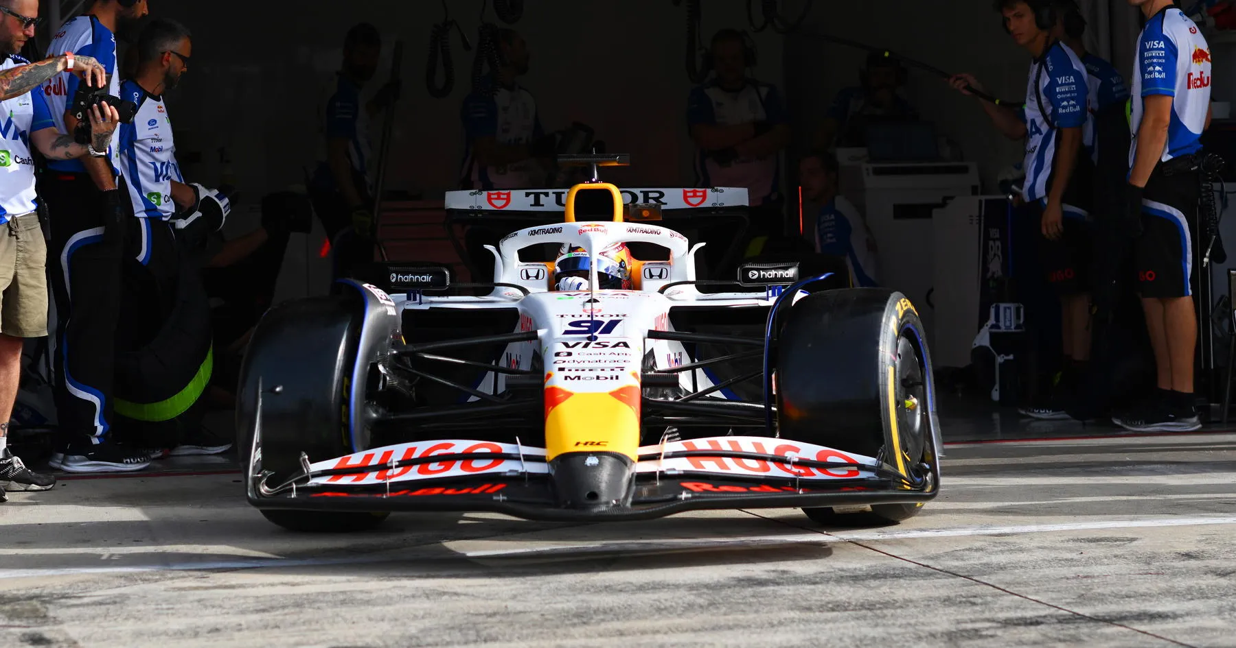 Nikola Tsolov Debut Uji Coba F1 di Imola dengan Sukses - sumber: (racingnews365)
