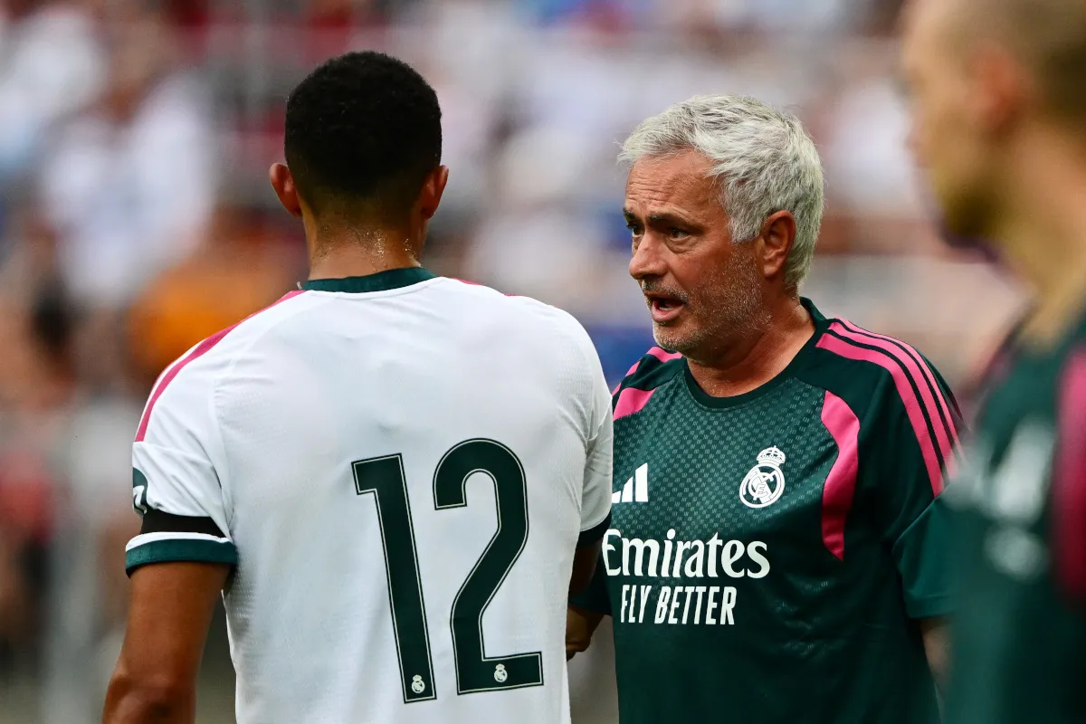 Pemain AS Roma Nantikan Pertemuan dengan Mourinho di Liga Champions - sumber: (footballitalia)
