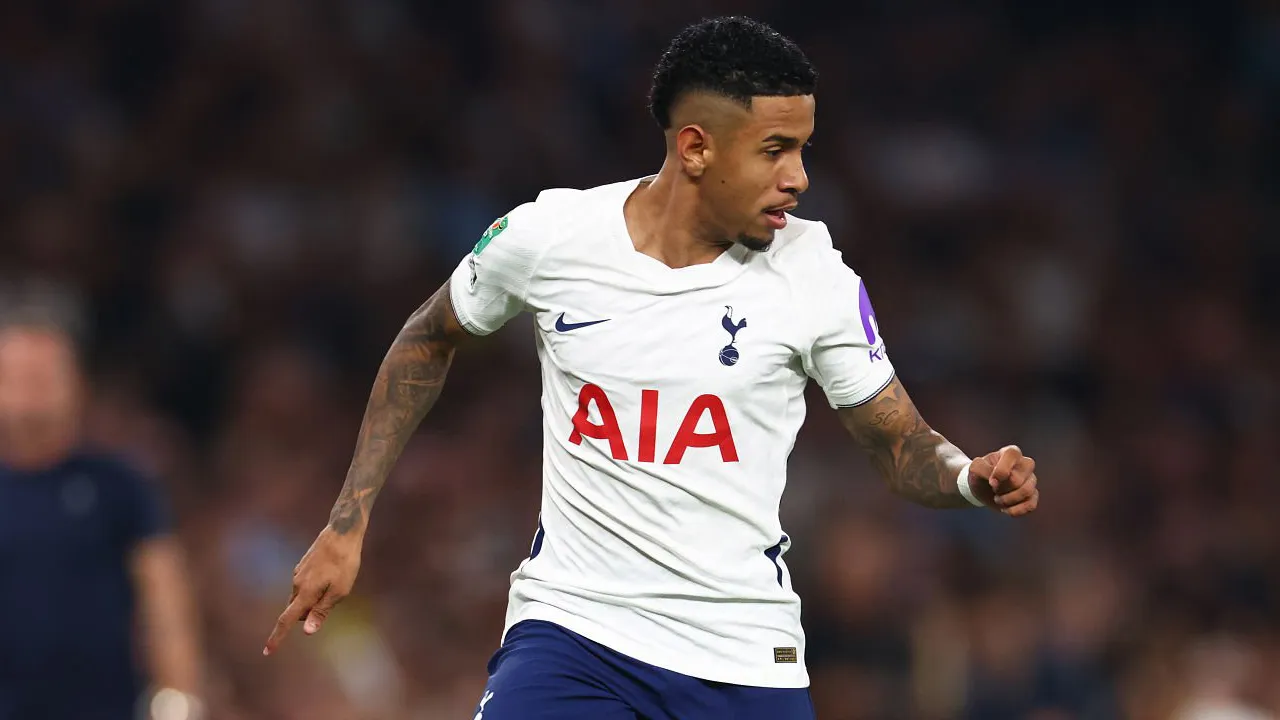Savio Bersinar di Carabao Cup, Roberto De Zerbi Beri Pujian Spesial