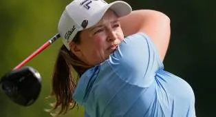 Setahun Berlalu, Lottie Woad Kini Jadi Bintang Baru Golf Putri