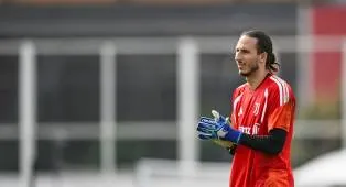 Singgung Szczesny dan Buffon, Kamil Grabara Bangga Gabung Juventus