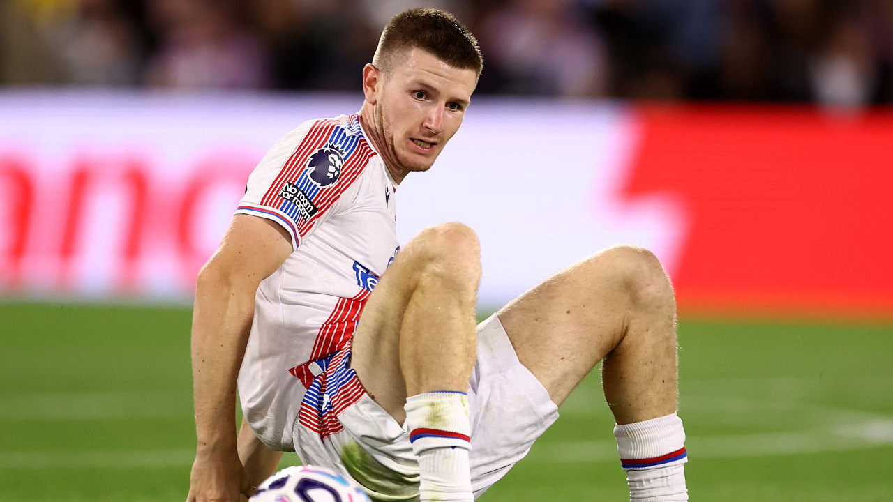 Adam Wharton Ungkap Biang Kekalahan Telak Palace dari Man City