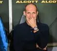 Allegri Klarifikasi Ketegangan dengan Fabregas, Badiashile Butuh Adaptasi di Chelsea