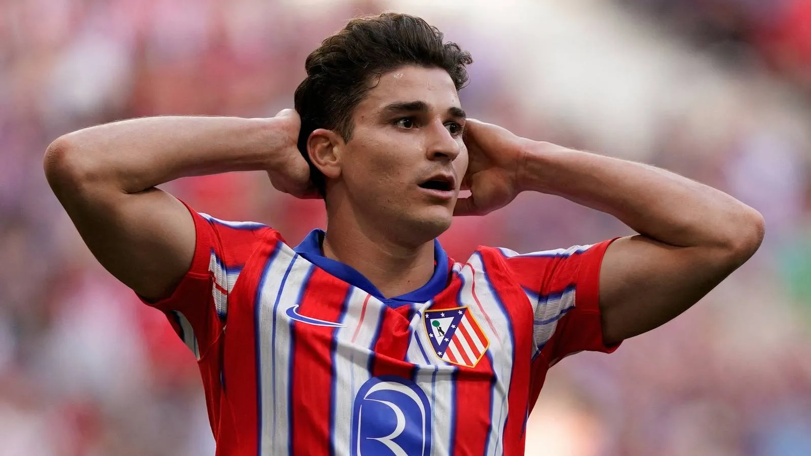 Arsenal Berpotensi Untung Besar Jika Boyong Julian Alvarez - sumber: (givemesport)