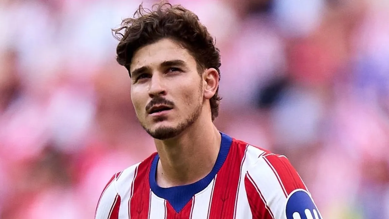 Atletico Madrid Pantau Striker Manchester United, Pengganti Alvarez?