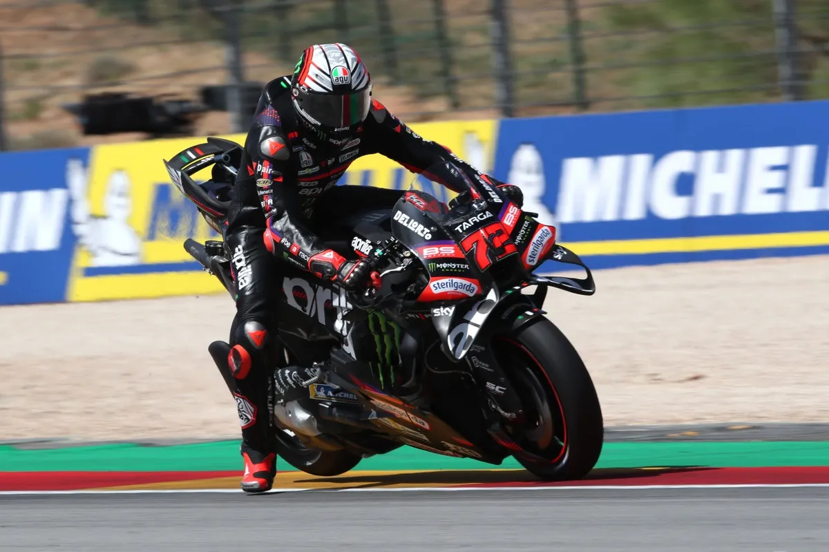 Bezzecchi Raih Pole Posisi di GP Aragon, Kalahkan Marquez - sumber: (motorsport)