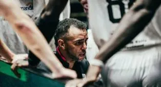 David Singleton Beberkan Kunci Kemenangan Timnas Basket Indonesia