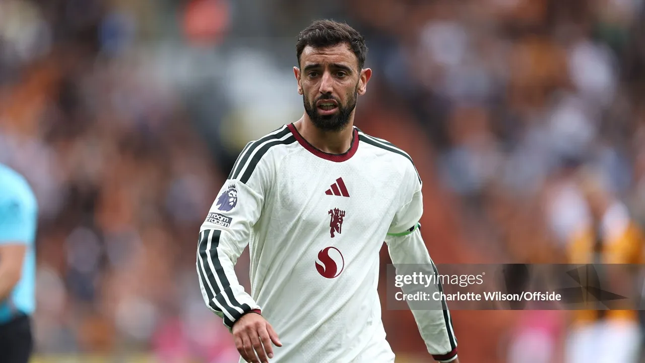 Gary O'Neil Puji Bruno Fernandes tetapi Tegaskan Ipswich Tak Gentar