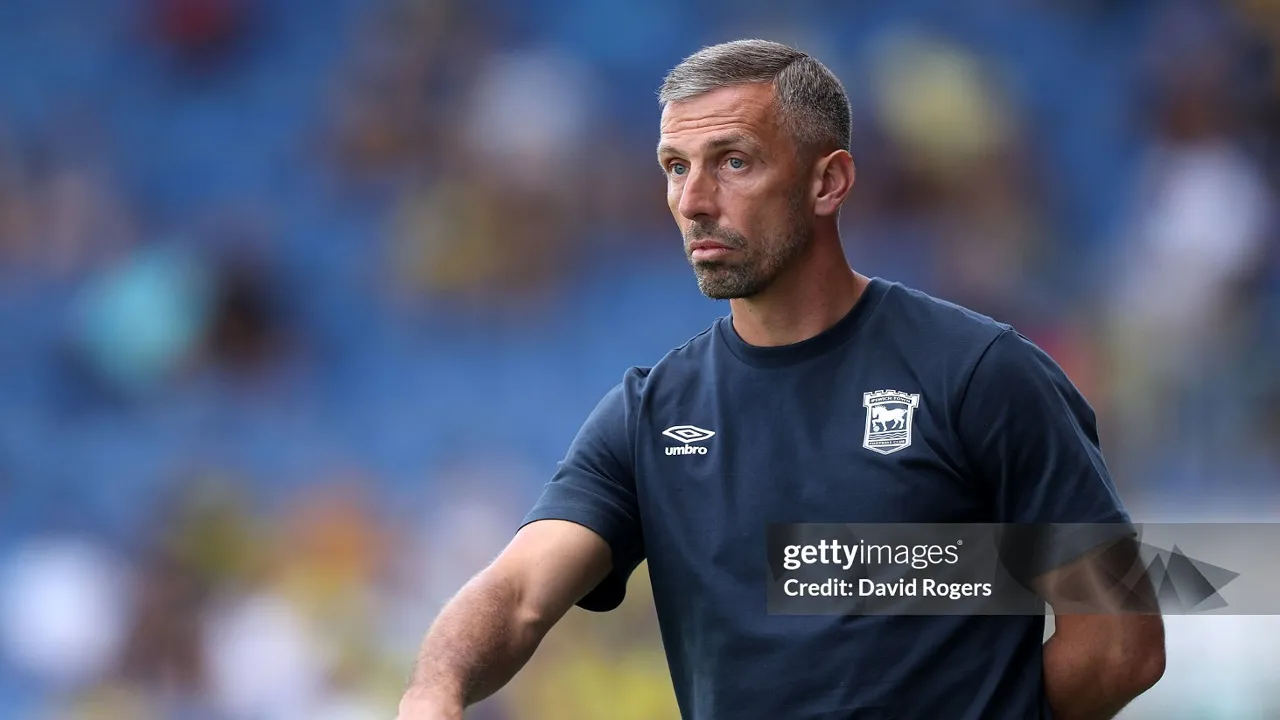 Gary O'Neil Siap Pimpin Ipswich Tantang Manchester United di Old Trafford