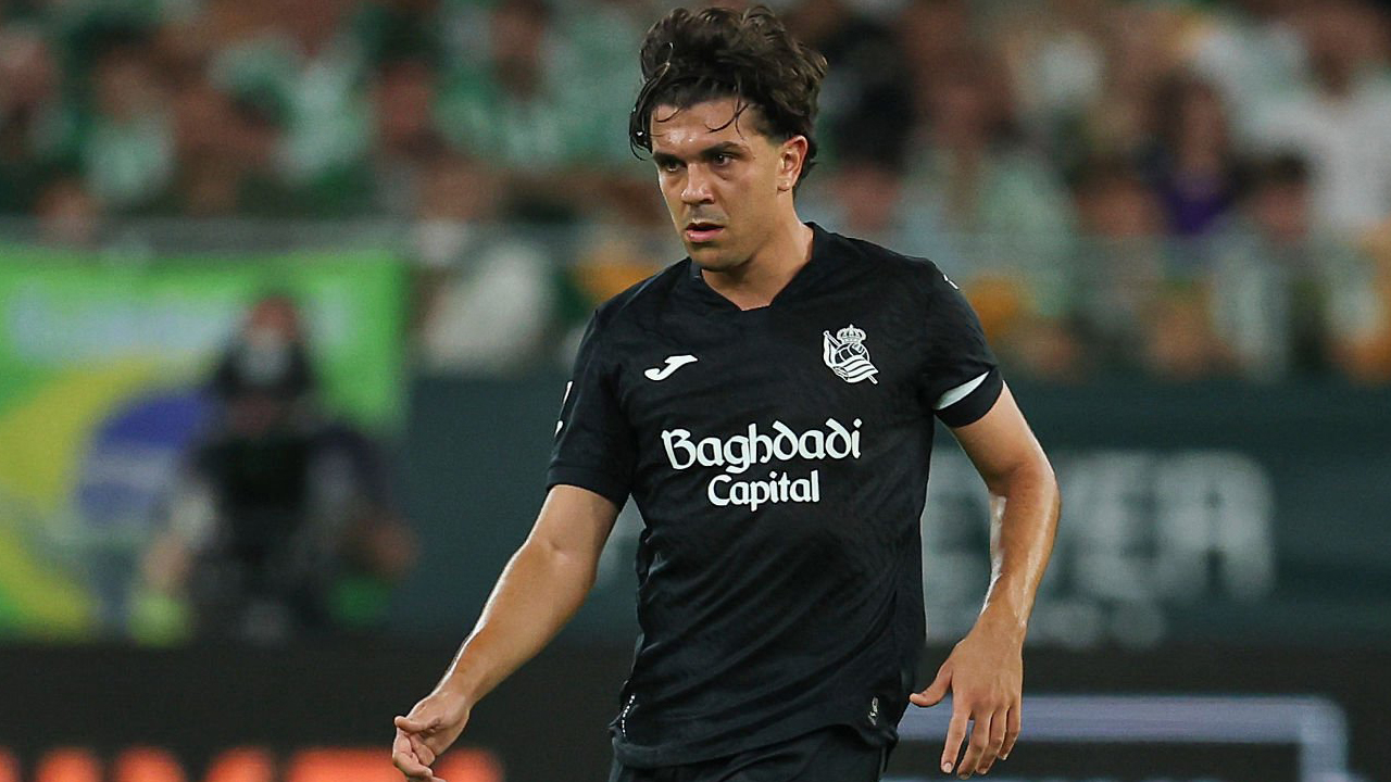 Jon Aramburu Masuk Radar Tottenham Jelang Deadline Transfer