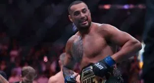 Juara UFC Carlos Ulberg Berharap Kembali ke Oktagon Awal Tahun Depan