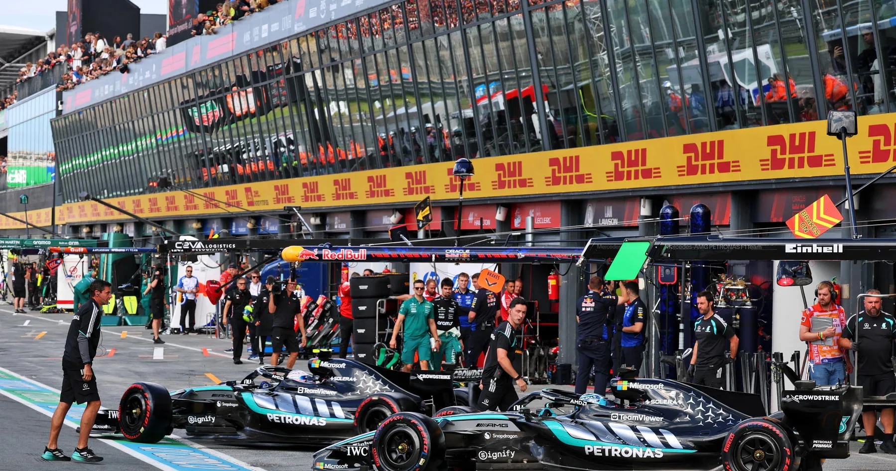Mercedes Dalami Masalah Usai Podium Ganda di GP Belanda - sumber: (racingnews365)
