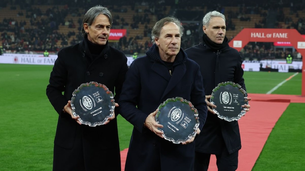 Milan Gelar Penghormatan Mengharukan untuk Franco Baresi di San Siro