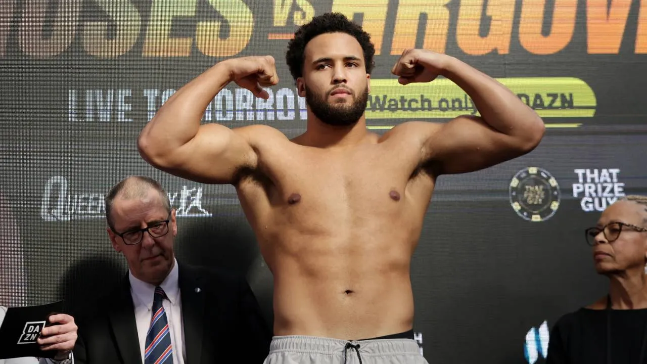 Dengan usia yang baru 21 tahun, Moses Itauma memiliki waktu lebih panjang untuk mengejar pencapaian yang belum pernah diraih Joshua maupun Fury. (Foto: Fight TV)