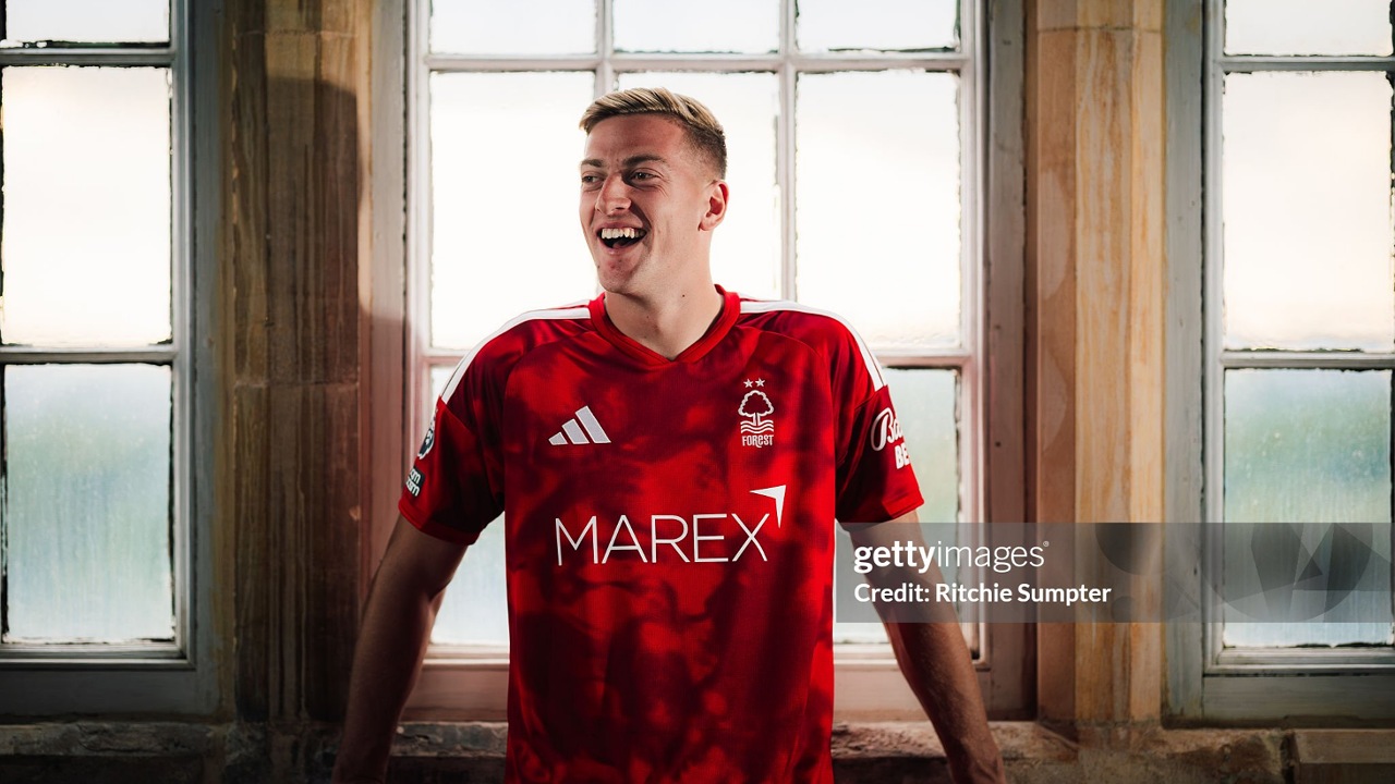 Oliver Glasner Dorong Liam Delap Kejar Tempat di Timnas Inggris