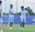 Tekad Beckham Bantu Proses Adaptasi Duo Timnas di Persib