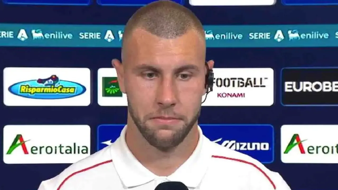 Trio Milan Tampil Gemilang di San Siro, Strahinja Pavlovic Jadi Sorotan