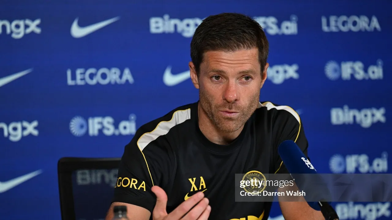 Xabi Alonso Beri Sinyal Chelsea Belum Selesai di Bursa Transfer