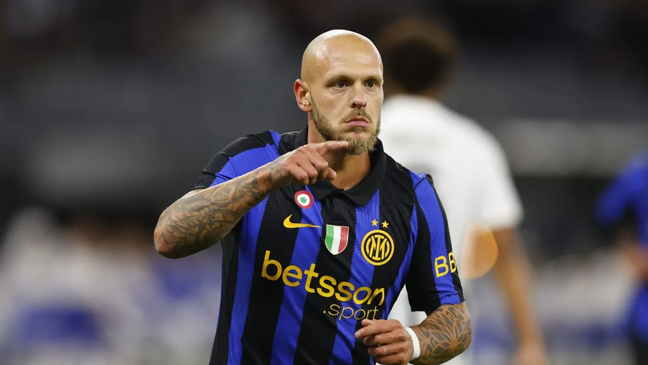 Alejandro Balde Berpeluang Ditukar dengan Fernando Dimarco
