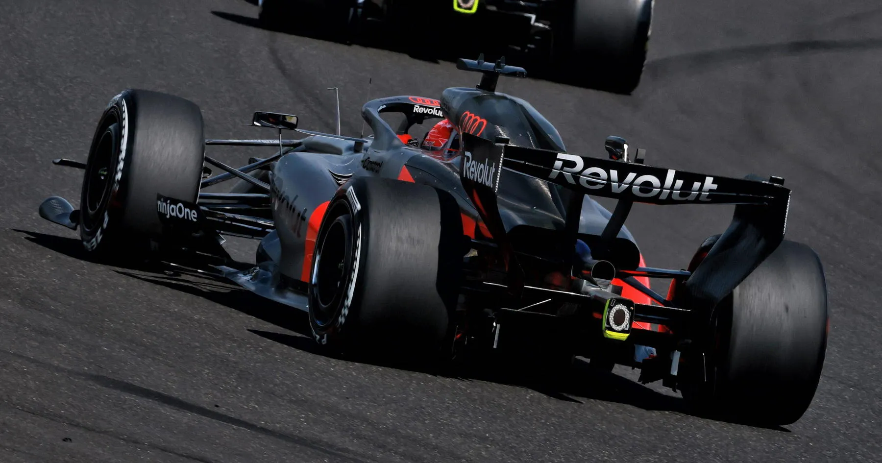 Audi Berikan Perspektif Realistis Setelah Performa F1 Positif - sumber: (racingnews365)