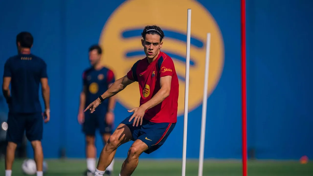 Barcelona Konfirmasi Kepergian Hector Fort ke Sociedad