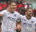 Bournemouth vs Everton Berakhir Imbang, James Tarkowski: Hasil yang Adil!