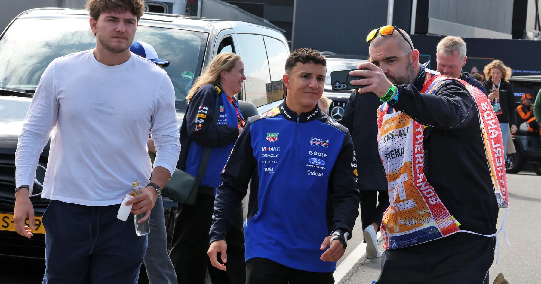 Cedera Isack Hadjar dan Kesepakatan McLaren-Lando Norris - sumber: (racingnews365)