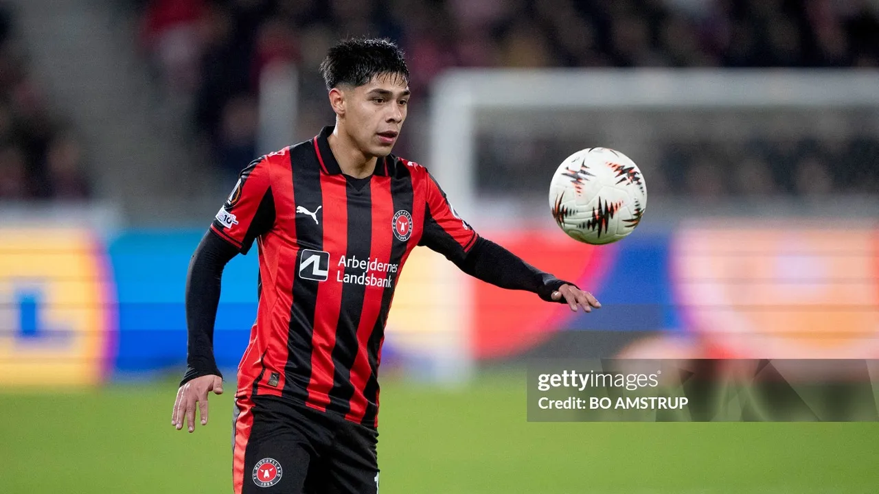 Crystal Palace dan Hull City Terdepan Memburu Dario Osorio
