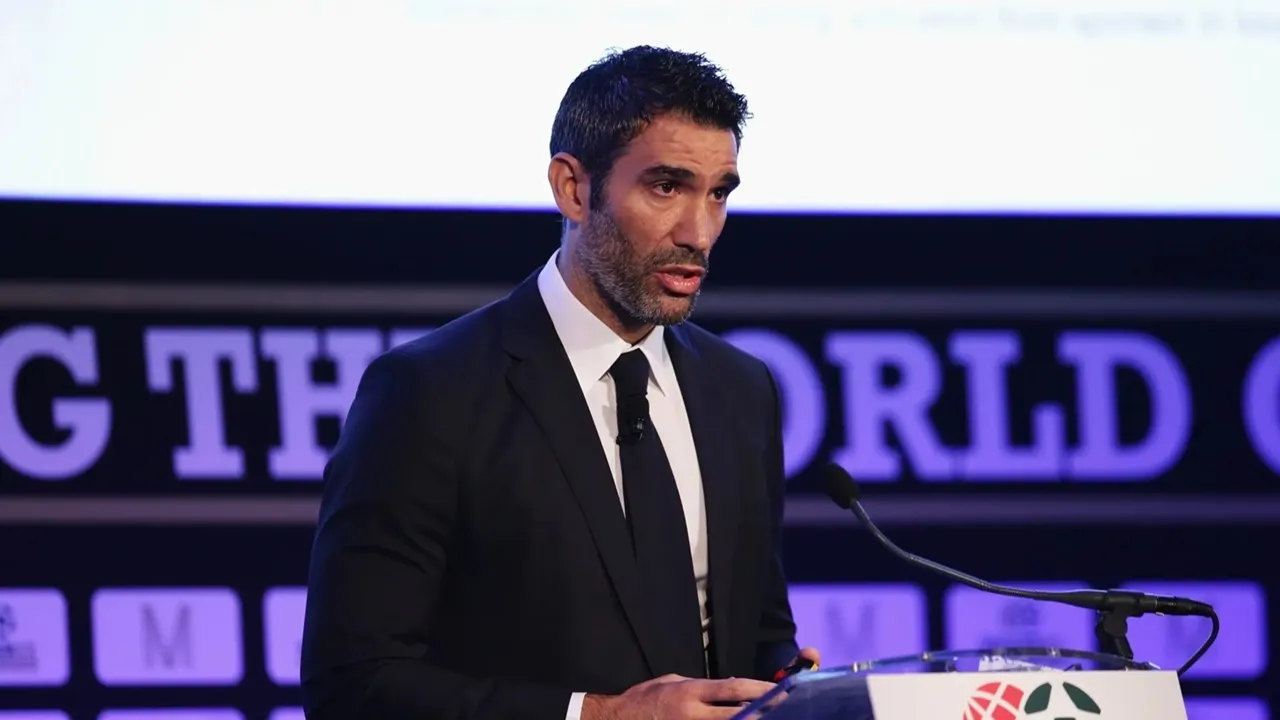Fernando Sanz Paham Keputusan Mourinho Tolak Rodri