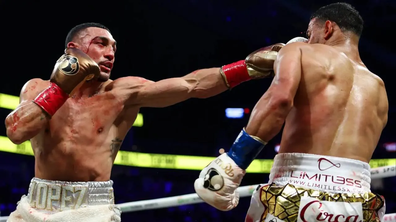 Jack Catterall Kritik Penampilan Teofimo Lopez Usai Jadi Juara WBA