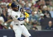 Jackson Chourio Gabung Klub Elite setelah Cetak 20 Home Run Musim Ini