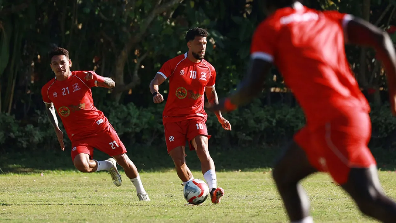 Pemain Madura United, Iran Junior pada uji coba terakhir di Yogyakarta