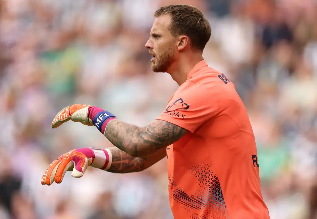 Mark Flekken Soroti Mentalitas Tim Usai Kekalahan Mengejutkan Leverkusen