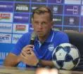 Minim Informasi Lawan, Igor Tolic Tetap Pede Persib Menang