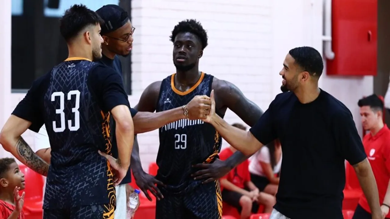 Olympiacos Atasi Promitheas yang Disaksikan Giannis Antetokounmpo