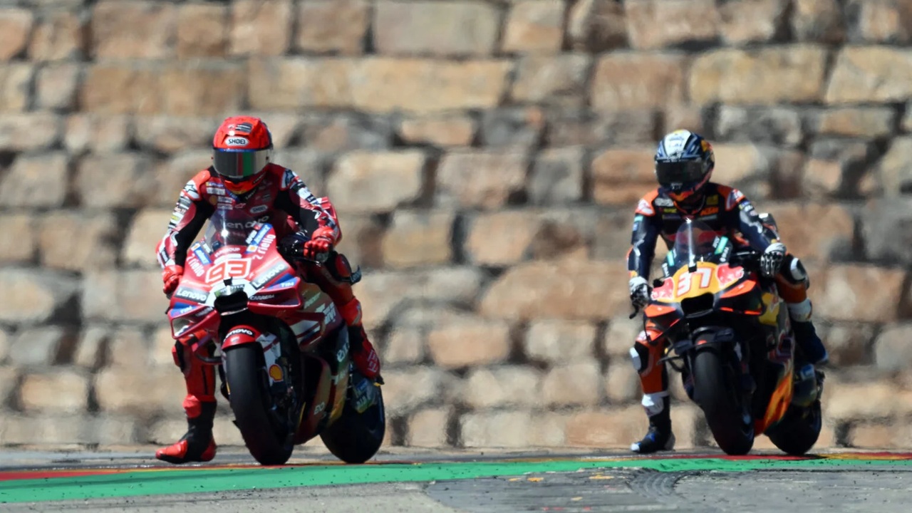 Performa Pedro Acosta Saat Lawan Marquez Bikin Aleix Espargaro Terpukau