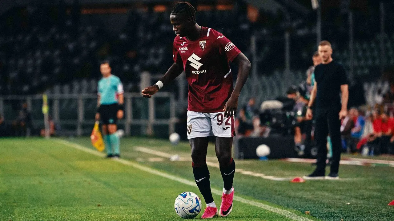 Alieu Njie Resmi Gabung Fiorentina dari Torino Lewat Skema Pinjaman