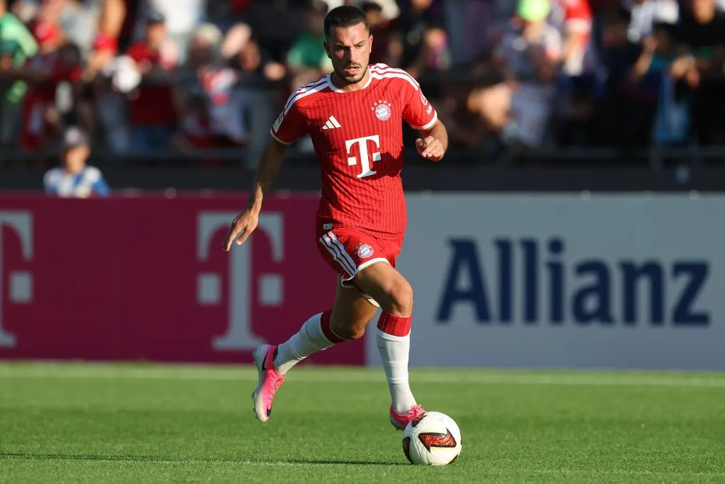 Augsburg Berhasil Pinjam Arijon Ibrahimovic dari Bayern Munich - sumber: (getfootballnewsgermany)
