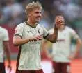Augsburg Menang Telak, Hennes Behrens Puji Performa Apik Timnya
