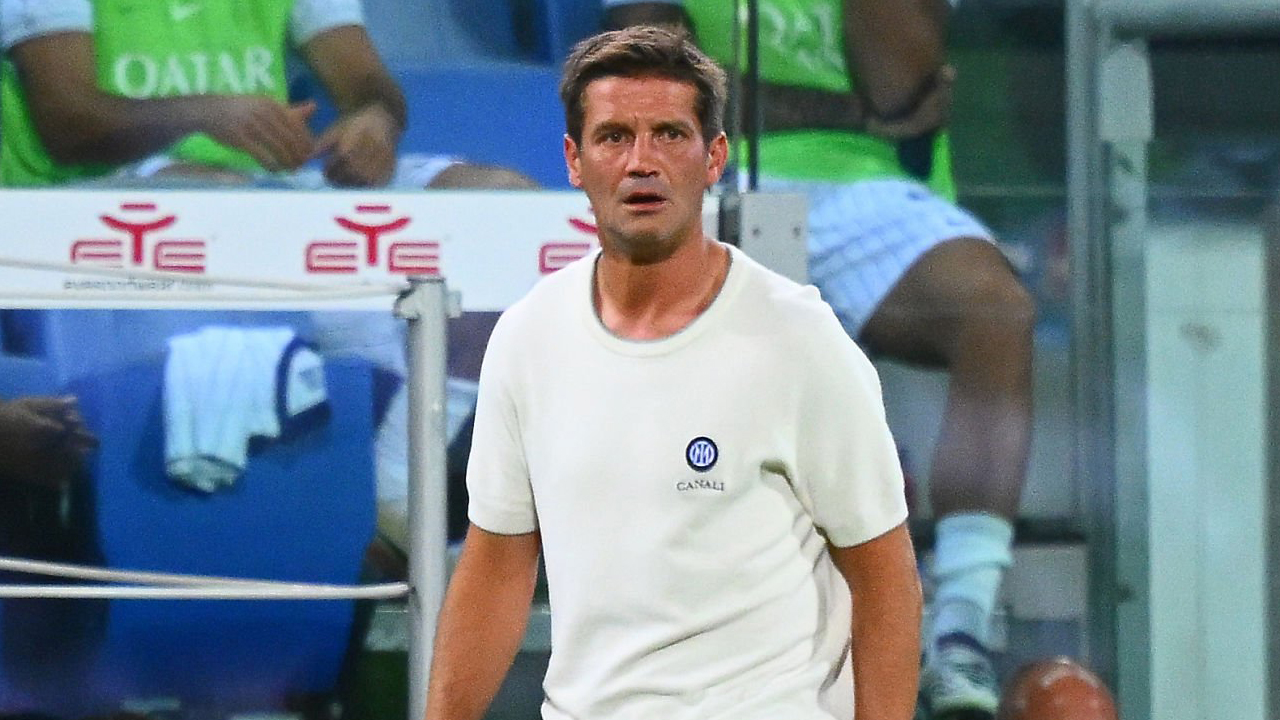 Cristian Chivu Puas Inter Menang atas Cagliari, tapi Akui Laga Tak Mudah