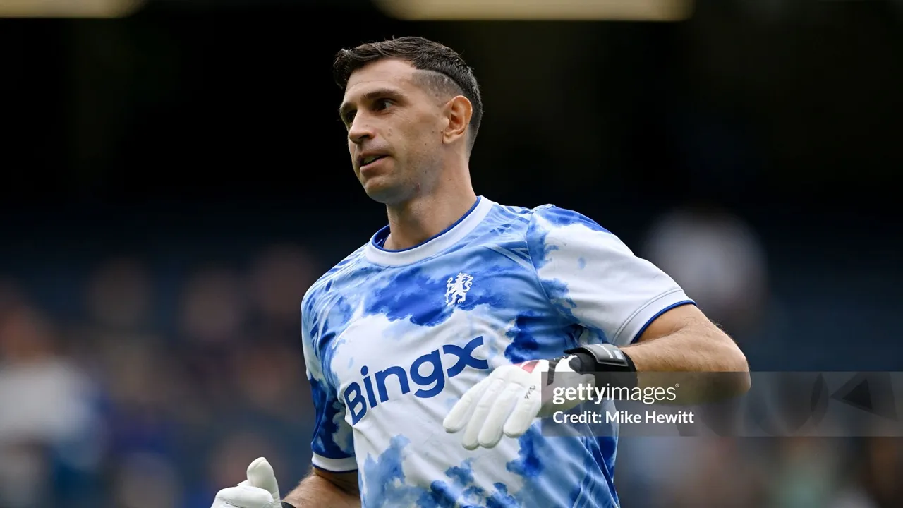Emiliano Martinez beberkan perannya di Chelsea usai jalani debut melawan Brighton