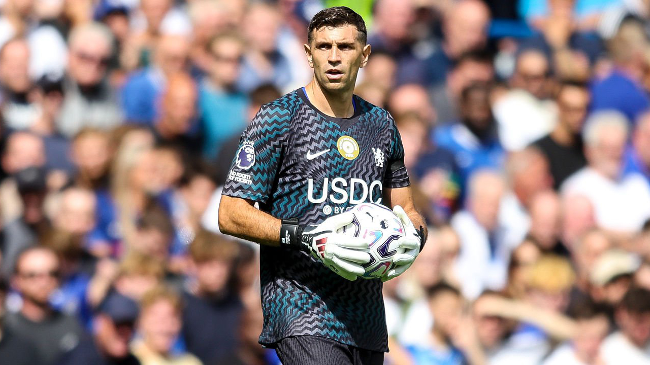Emiliano Martinez Punya Target Besar Usai Gabung Chelsea