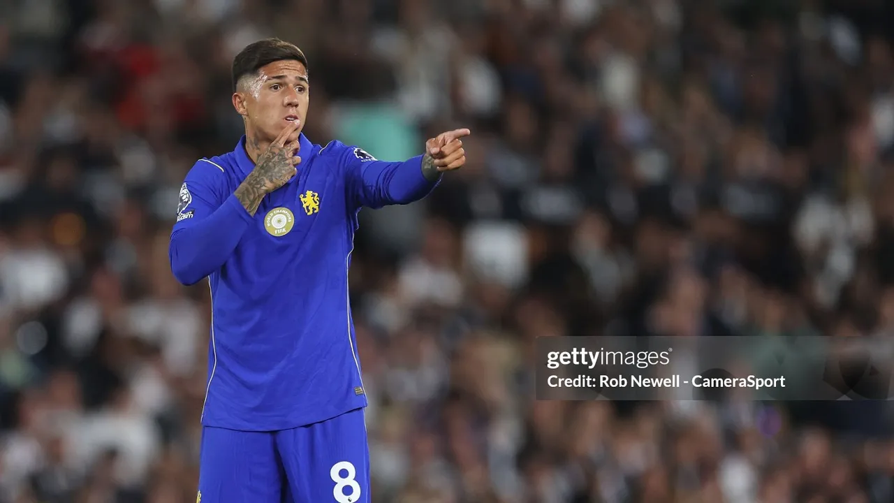 Frank Leboeuf nilai Enzo Fernandez sudah saatnya angkat kaki dari Chelsea