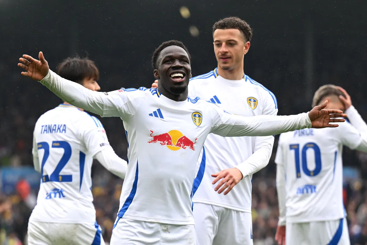 Gnonto Bersiap Debut di Serie A Usai Fiorentina Sepakati Transfer dengan Leeds - sumber: (footballitalia)