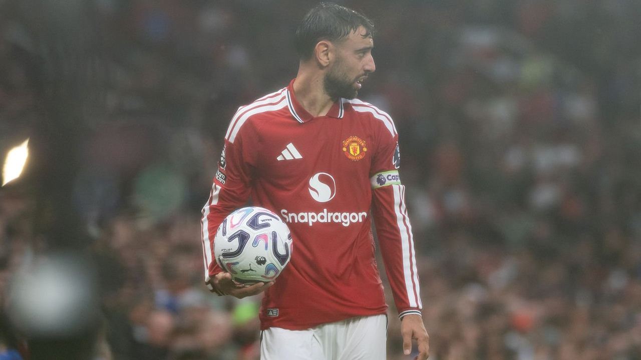 Jadi Pahlawan MU, Bruno Fernandes Dapat Pujian dari Michael Carrick