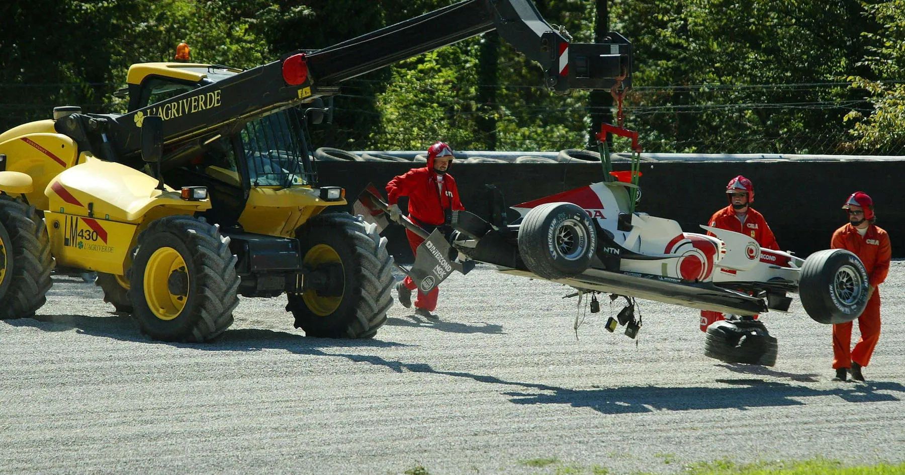 Jenson Button Selamat dari Kecelakaan Mengerikan di Monza - sumber: (racingnews365)
